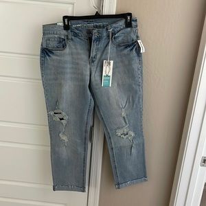 Old Navy. Size 8 regular. Boyfriend straight. New with tags